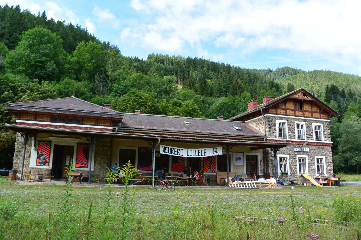 Neuberg College
© Neuberg College