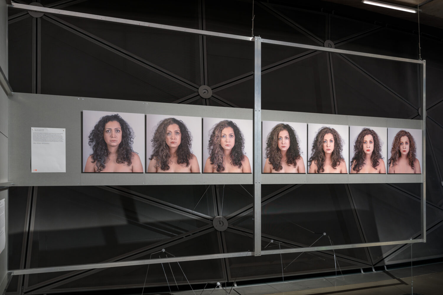 Maryam Mohammadi, It is -not- my Id!, 2013
Ausstellungsansicht, Foto: Kunsthaus Graz/N. Lackner